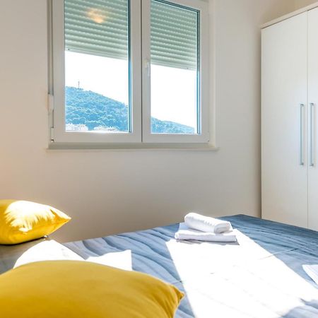 Apartment Mala Dubrovnik Bagian luar foto